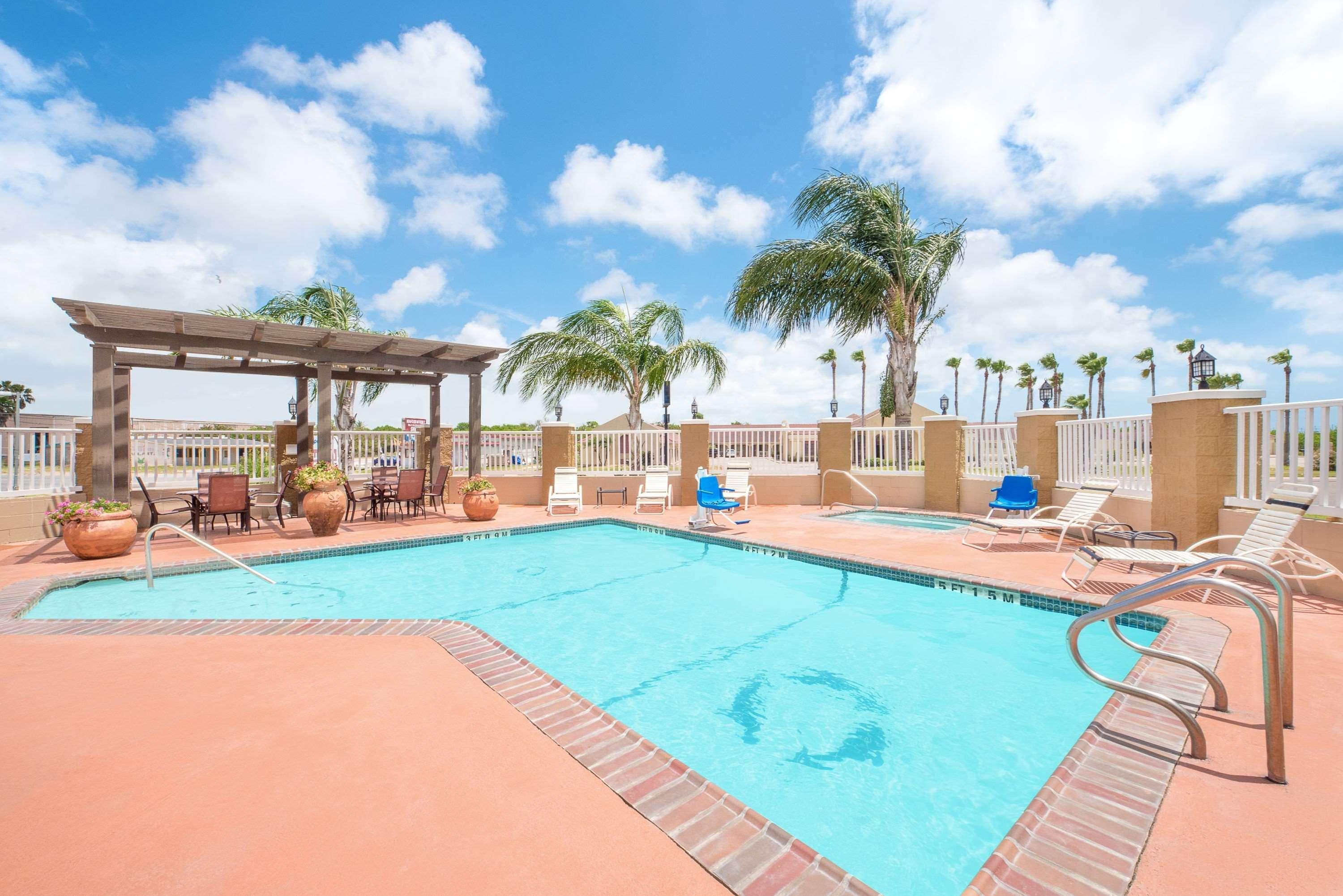 Microtel Inn & Suites By Wyndham Corpus Christi/Aransas Pass Exteriör bild