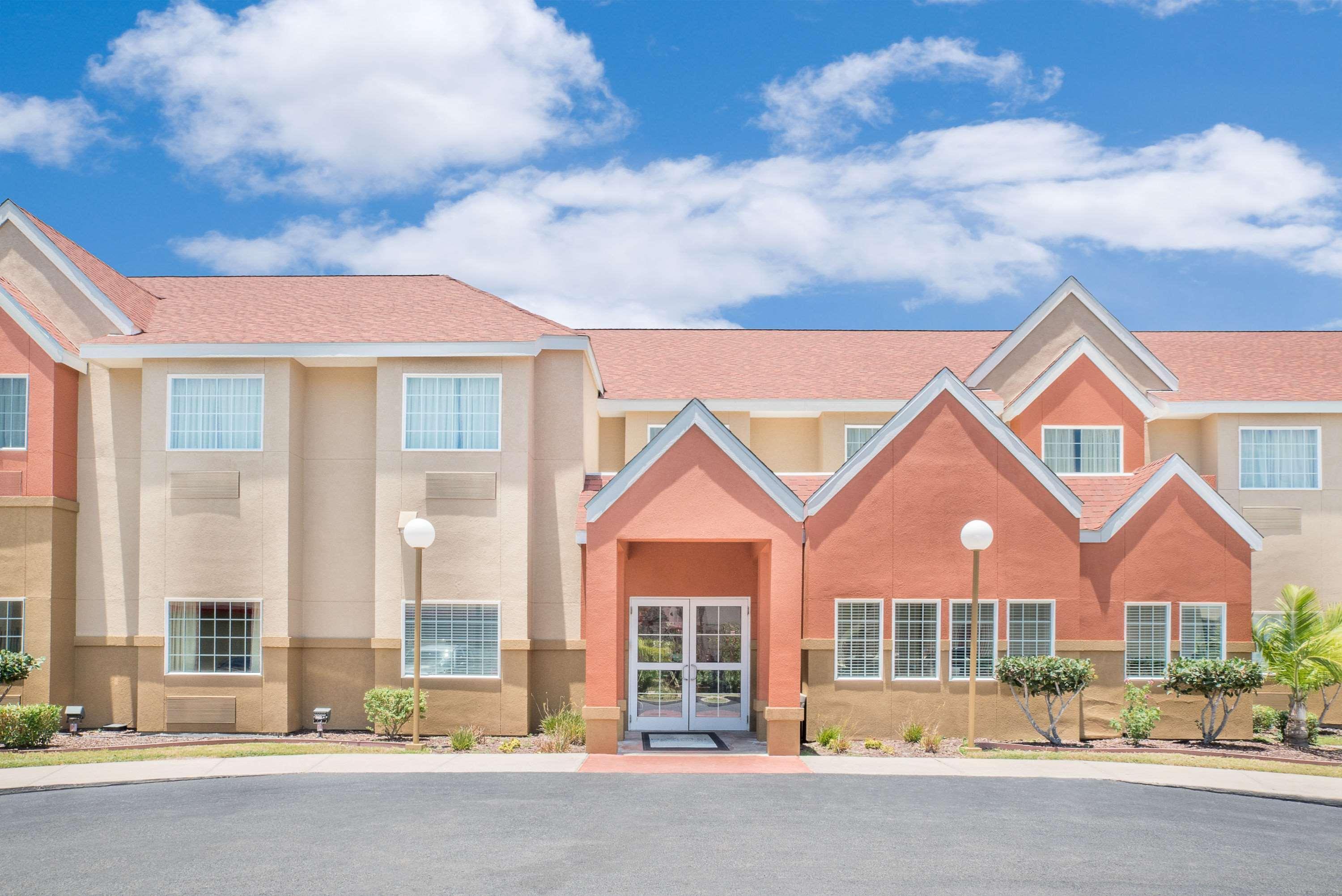 Microtel Inn & Suites By Wyndham Corpus Christi/Aransas Pass Exteriör bild
